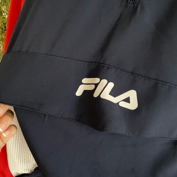 Fila windbreaker NEW - Picture 2 of 7